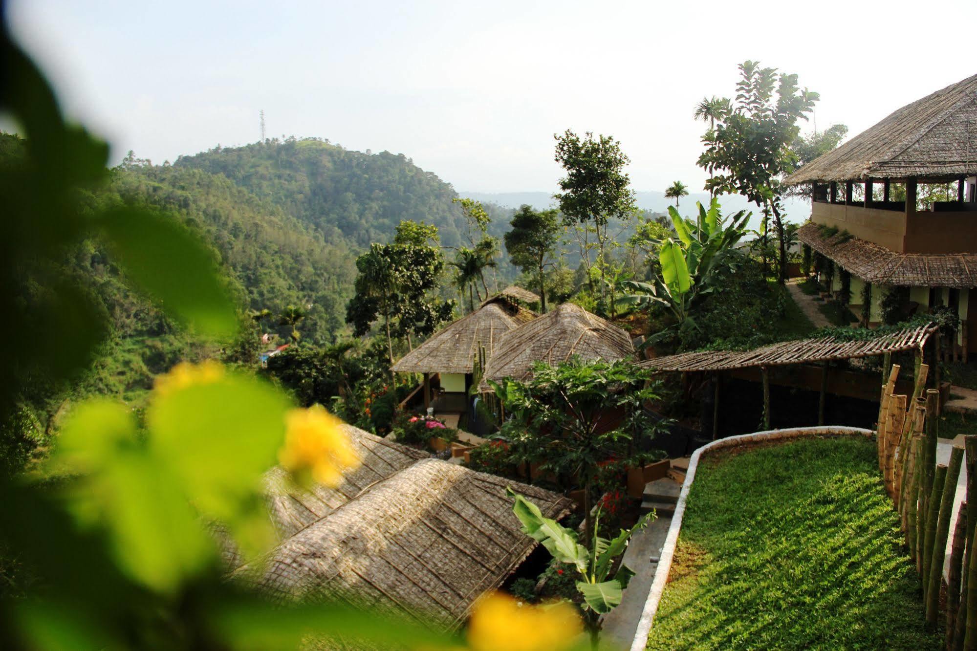 Eco Tones Hotel Munnar Exterior photo